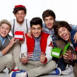 My name is Zack, I really like One Direction. I'm not gay, I just love their music. #GetRidOfCancer  #CancerAwareness Ask for a follow back :)