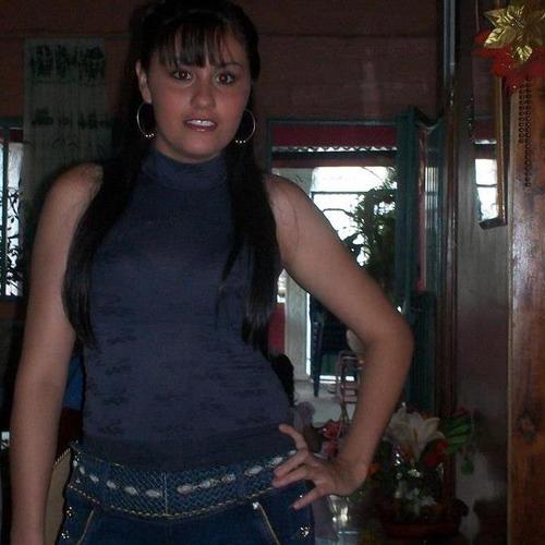 YadiraM93's profile picture. 