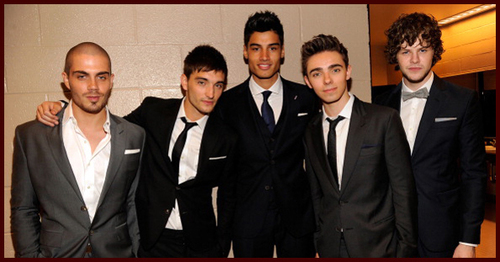 Gangstersz wats up guysz??? TWfanmily!! Rusher!! Donno how to fangirl..bt yeah love them dearly..
Following all rushers,directioners and TWfanmilies!!!!