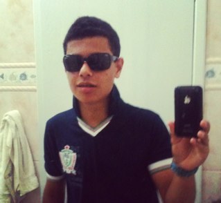 ,      queem se descreeve se liimita :*