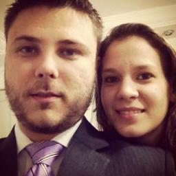 Sou Brasileiro, Casado, Pai da Cissa, Publicitário, São Paulino, Atendimento na @macrobrasil, durmo a cada dois dias e, as vezes, fico mal humorado.