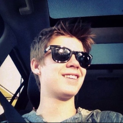 I love Colin Ford @colinfordactor soooooo much! this account is for colinites only!