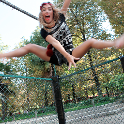 EmilieCapel's profile picture. 