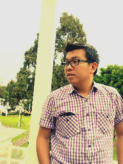 Ordinary man who is proud of his God. Living by His grace.