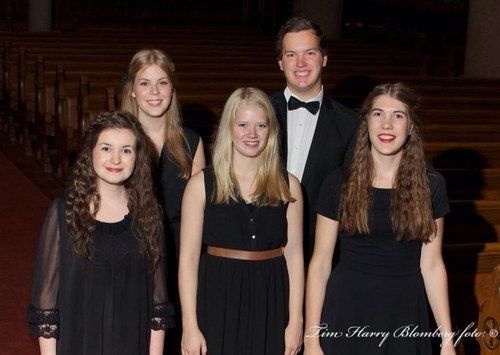 Affetto er et friskt pust som utöver stemningsfull klassisk musikk. Vi stiller opp på alt fra möter til större konserter og gir en flott musikalsk opplevelse!