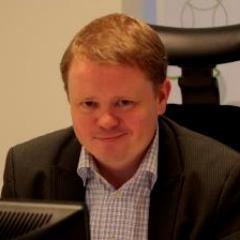 Projektledare i IT-branschen. Liberal mat- och vinälskare som sjunger barbershop. Läser mer än jag skriver. Mycket mer. Mest om mat, vin, politik och fotboll.
