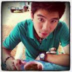 ก๊องเป็นคนกวนๆนะครับ อย่าถือสาครับ เข้ามา Follow กันได้นะครับ คุยได้ ไม่หยิ่งครับ กวนมากวนกลับครับ อยากรู้ก๊องกวนยังไง เข้ามาคุยครับ ไม่ใช่พี่มิวสิคนะครับ