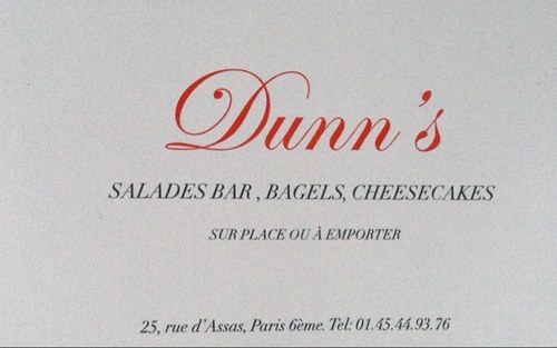 Dunn's combine trois concepts, celui d'un salade bar, d'un bagels bar et d'un internet café. Ses produits sont frais et préparés sur place.