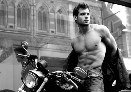Named for my passion: I live to ride & ride to live. Lookin for a hot ride? I'm your man, owner-Harley's Harleys. Eternally single (MC/RP 18+)#vicious circle