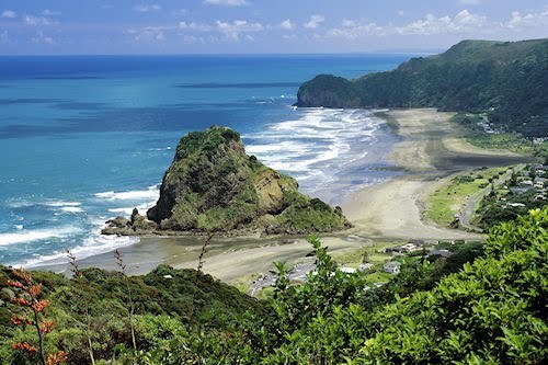 GrupoViajes commercial agent,we offer the best trips at the best prices,trips to studios,corporate travel,groups,including'' low cost''.Flight+Hotel,getaways...