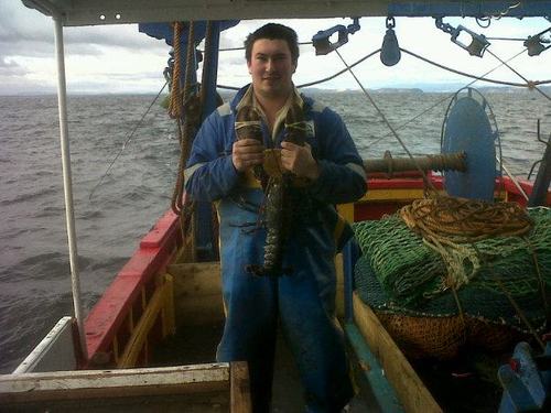 hi am gavin mackay i work on a fishing boat i like to go out at weekend