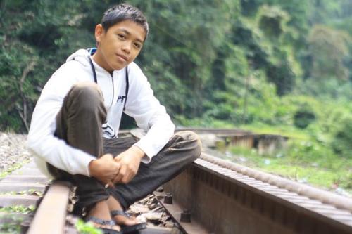 Hanya mencintai 1 cewek ajhaa kok, :D