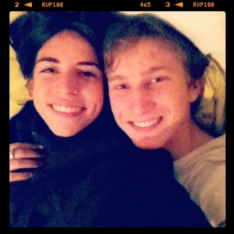 emilvalenzu's profile picture. Howdie