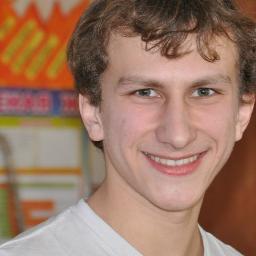 dragmis's profile picture. 