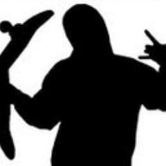eu ando de skate board e gosto de rock n roll nao gosto de pessoa metiroza e nao gosto de funkeiro por musica auta tambem nao tenho preconseito pro isso tagaler