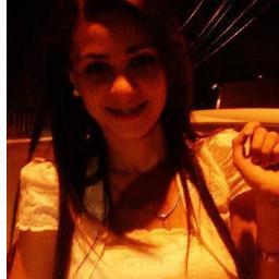 ♪~ nem melhor nem pior apenas diferente e única~