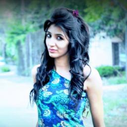 “SeArChInG  FoR LoVE......; SeArChinG FoR PeOpLe...... ; SeArChinG FOR ThinGs ThAt SCareS Me ... ; fiNdiNg Me !”
