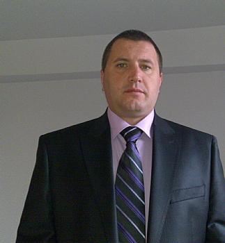 Волим игре, волим филмове и ТВ емисије. Једног дана ћу дефинитивно направити свој филм или серију! Волим да научим нешто ново и занимљиво!!!