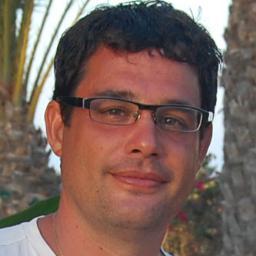 Jefe de División de RRSS e Imagen Corporativa de Madrid Salud. Webmaster https://t.co/Arshr9EhYu. Formador #Comunicación #RRSS. #Analiticaweb. Opiniones personale