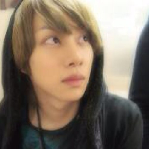 @HEECHUL_83_botのツイほー用
