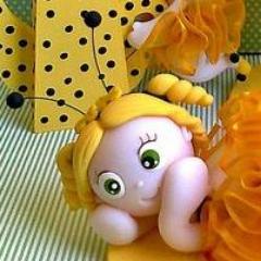 - Chaveiros, potes, pingentes, kits para quarto, lembrancinhas para 15 anos, casamento, formatura, chá's, etc. (contato: cia.do.biscuit@hotmail.com)