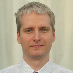 A human that provides supply chain software solutions. Explorer of new technologies.