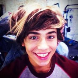 ShelleyLovesMe's profile picture. George Shelley loves me. Your argument is invalid.