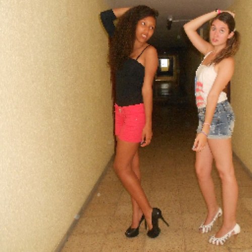 FashionMakeup16's profile picture. Moda, maquillaje, fotografía y vida. No sabemos de donde venimos, pero si a donde vamos. Follow your heart. Actualizado por Maria y Alexandra.♡