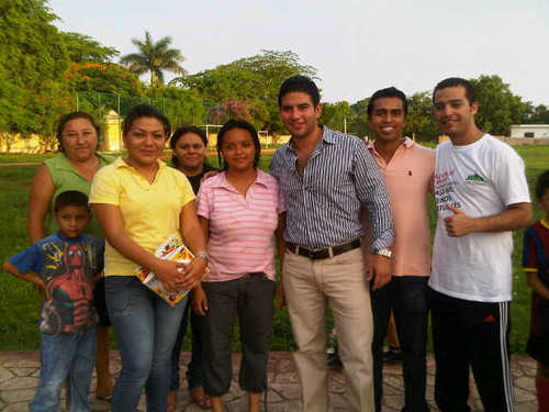 Amigos que Brindamos Nuestro Apoyo a @JavierOsante en el Camino Rumbo a un Yucatán Mejor  #ApasoFirme  #UneteAlCamino