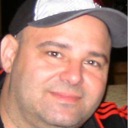 Periodista deportivo, locutor, comentarista de radio y TV