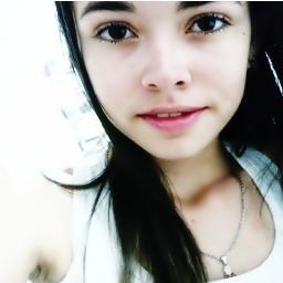 Estudante de Técnico Informática - Escorpiana - São Paulina - Avril Lavigne .
http://t.co/RJRzXssb