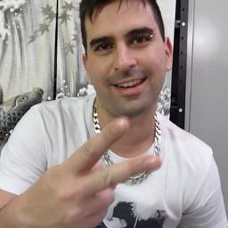 Bruno Graveto, baterista oficial da banda Charlie Brown Jr. / Atualizado por ele próprio e pela produção.