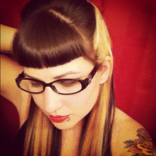 Ex-bondage model turned bartender turned cannibelle. Now adding burlesque performer to the mix!