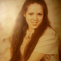 Hiya....=) #Singer #Mother #Entertainer #DJ #TeamScorpio #TeamFollowBack #TFB #iFollowback #followme