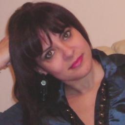 docente, scrittrice, appassionata di scrittura creativa, enigmistica, didattica-gioco