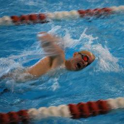 feel the rhythym
feel the rhyme
hop on up
its swimming time