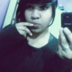 A saudade não gosta de morrer, ela gosta de matar.
- Evanescence.