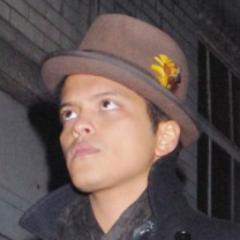 i love @BrunoMars  ❤❤❤❤❤❤❤❤❤❤
and Yes i'm a Hooligan -Have you a problem with it ? and I'm a hooligan forever