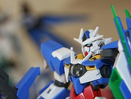 L5CESES335's profile picture. ガンダムには特に興味は無いのですが…