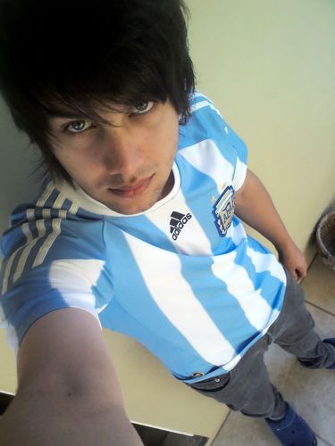 É dificil viver uma vida sem ter alguem para amar, nm todos tm a minha sorte, eu tive a chance d encontrar o amor da minha vida *-*