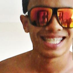 Digα prα vidα eu sou mαis eu, digα pro αlvo αí vou eu,
flechα veloz nαs mãos de Deus, vαi em frente que o mundo é seu .