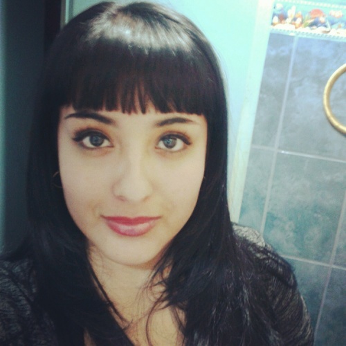 simpática alegre y full madre y estudiante de psicología