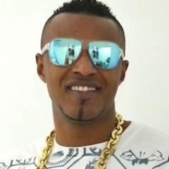 Fã Clube do divo @mcnegoblue  *-* , Doona : @eelaetop_