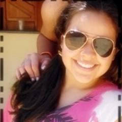 ;33 '        Meeo Amoor , Miinha Viiida , Sóo meeo , tá ligada ?? '