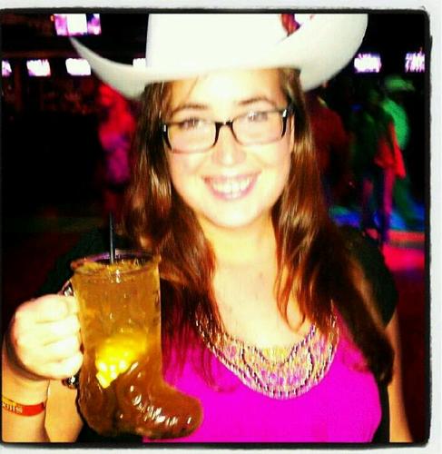 kazwingert's profile picture. ESTP - Traveler & Wanderer - Mild Environmentalist - Happy & Cheerful - USF Student - Social(Media)lite