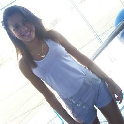 nãaaaaao gosta de mim ? suave entra na fila ♪ :)  apaixonada pelo @DuduzinhoMc. $$' *-* ♥
