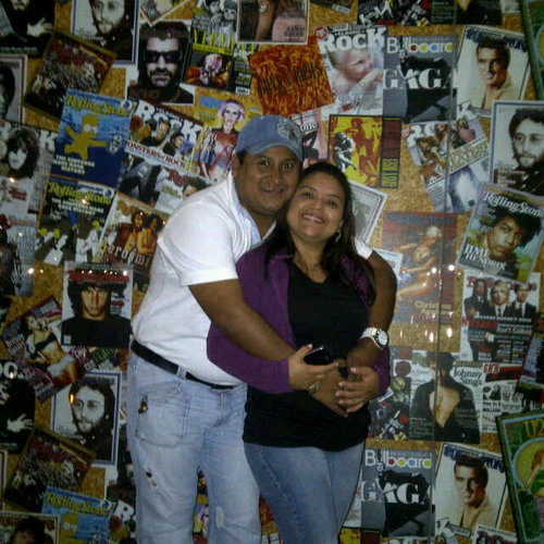 AGRADECIDO DE LA VIDA JUNTO A MI ESPOSA MARIELITA MIA  Y
 MI REY CHRISTIAN SAMUEL