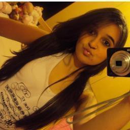 A Vida me ensinou a nunca desistir,nem ganhar ,nem perder mas procurar evoluir ♫♪ Namorada do @S3DUTOR
 http://t.co/RzJs1k5qwi