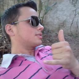 Deus vai cumprir tudo que tem te prometido.    Presidente da Ong Ecoclube! Sigo todos de volta xD http://t.co/bMBQ5xap