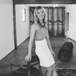 living my dream playing boss at @with_two_wings // love travel+food+new cultures